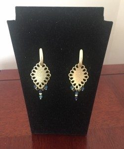 Aros Bañados en Oro con Piedras Natural D1462