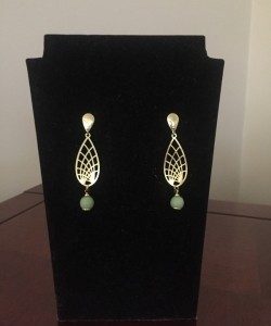 Aros Bañados en Oro con Piedras Naturales D1633