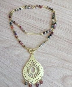 Collar Bañado en Oro con Piedras Natural E5164