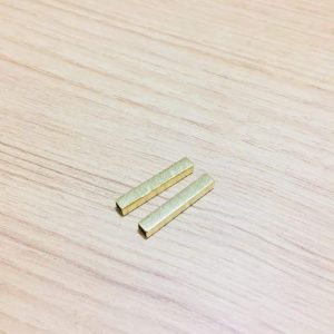 Accesorio Tubo Bañado en Oro (par) - 1033