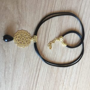 Collar de Cuero Bañado en Oro con Piedra Natural E 5222