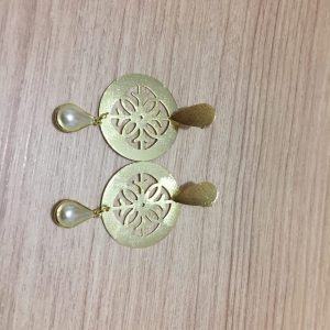 Aros Bañados en Oro con Perla natural D 2091