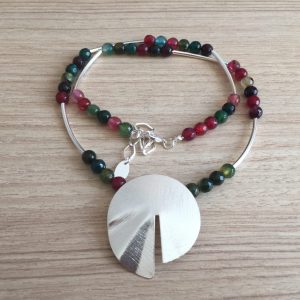 Collar Bañado en Plata con Piedras Naturales