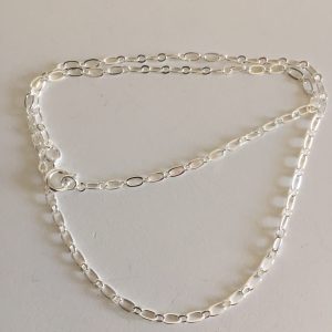 Cadena Bañada en Plata de 40 cm.