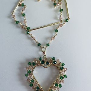 Collar Bañado en Oro con Cristales, largo 85 cm.
