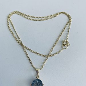 Collar Bañado en Oro en Cristal Natural  45 cm.
