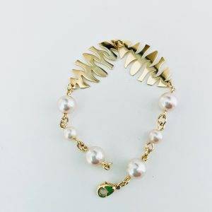 Pulsera con Perlas de Rio, Enchapada en Oro