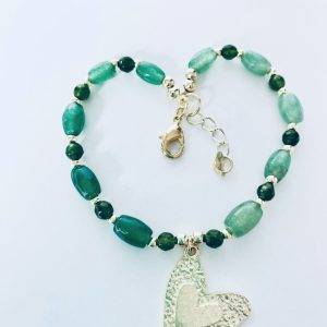 Pulsera con Corazon Enchapado en Oro y Turmalinas 18 Cm. más Alargue
