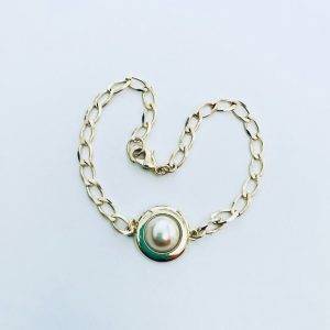 Pulsera con Perla de Río Enchapada en Oro 19 Cm.