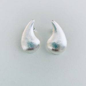 Aros Gota Enchapados en Plata 3,5 Cm.