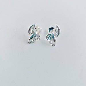 Aros Flor Enchapados en Plata 2,1 Cm.