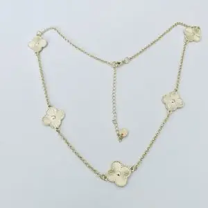 Collar de Flores Enchapado en Oro 45 Cm.