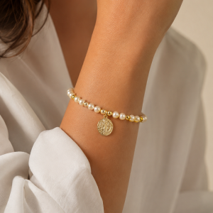 Pulsera Enchapada en Oro con Perlas, mas San Benito 18 Cm.
